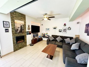 Detached Villa For Sale  in  Select Location