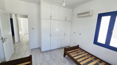 Apartment For Sale  in  Kato Paphos - Universal