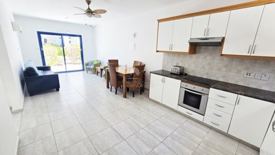 Apartment For Sale  in  Kato Paphos - Universal