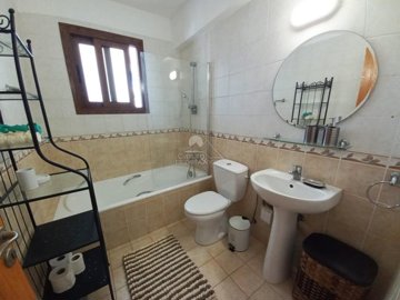 Penthouse For Sale  in  Kato Paphos - Universal
