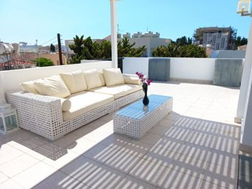 Penthouse For Sale  in  Kato Paphos - Universal