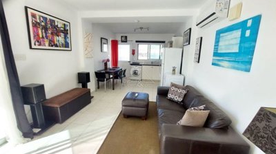 Penthouse For Sale  in  Kato Paphos - Universal