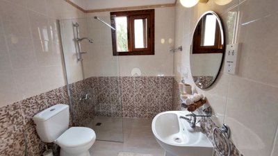 Apartment For Sale  in  Kato Paphos - Universal