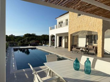 Detached Villa For Sale  in  Kissonerga