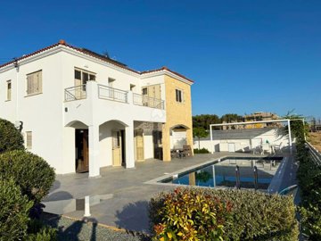 Detached Villa For Sale  in  Kissonerga