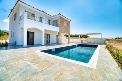 Detached Villa For Sale  in  Kissonerga