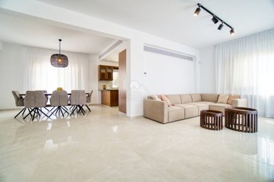 Detached Villa For Sale  in  Kissonerga