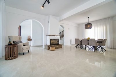 Detached Villa For Sale  in  Kissonerga