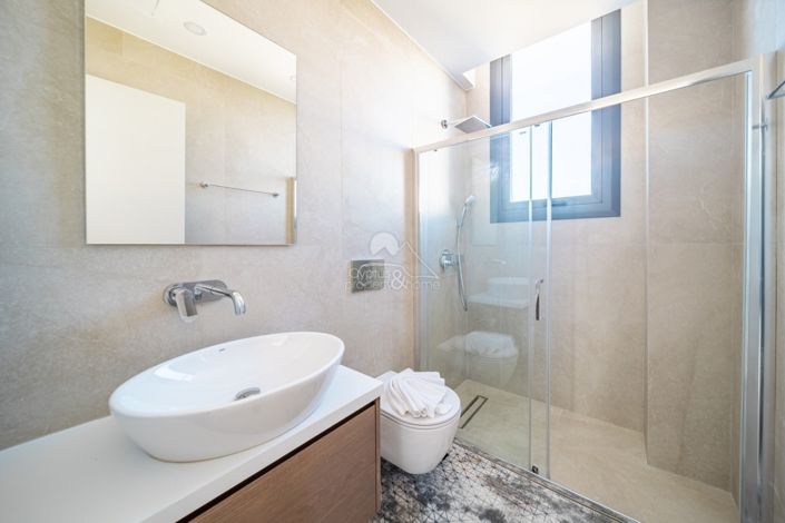 Image No.20-3 Bed Villa for sale