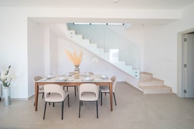 Detached Villa For Sale  in  Chlorakas
