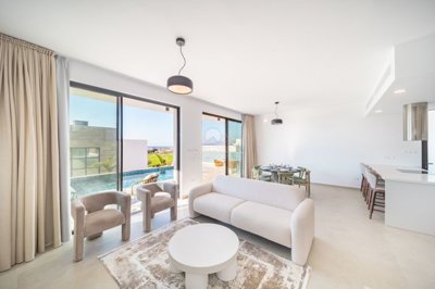 Detached Villa For Sale  in  Chlorakas