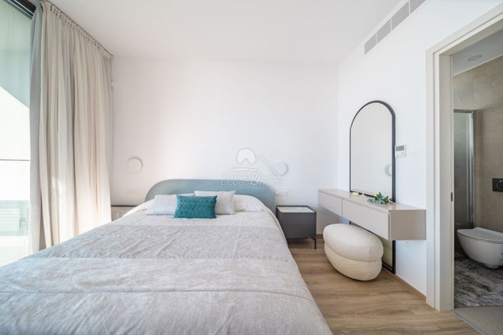 Image No.24-3 Bed Villa for sale