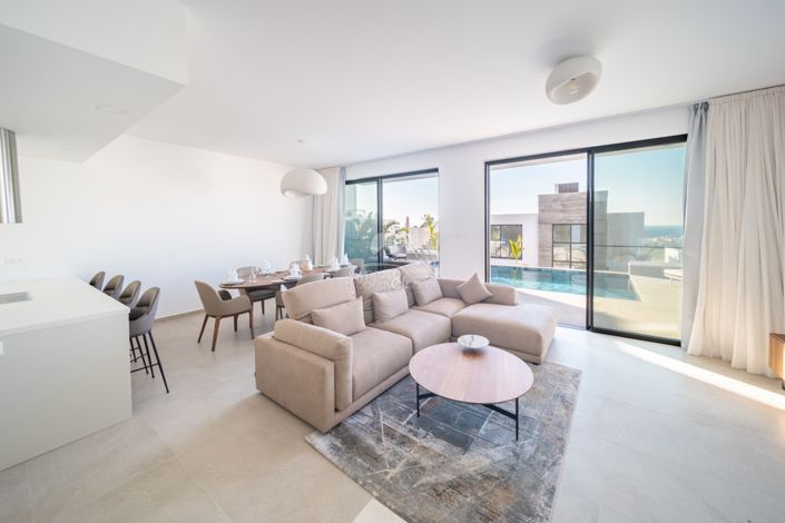 Image No.8-3 Bed Villa for sale