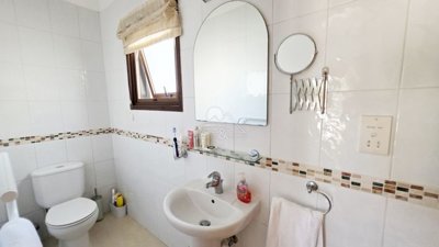 Detached Villa For Sale  in  Arodes