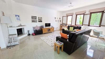 Detached Villa For Sale  in  Arodes