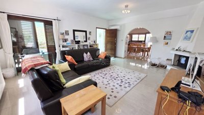 Detached Villa For Sale  in  Arodes