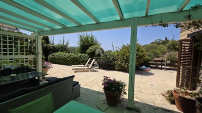 Detached Villa For Sale  in  Arodes