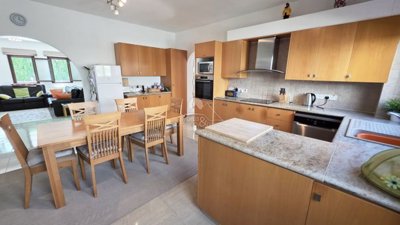 Detached Villa For Sale  in  Arodes