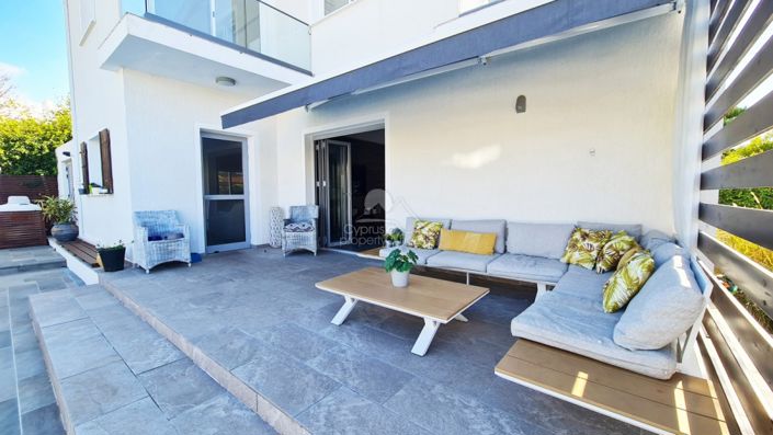 Image No.10-3 Bed Villa for sale