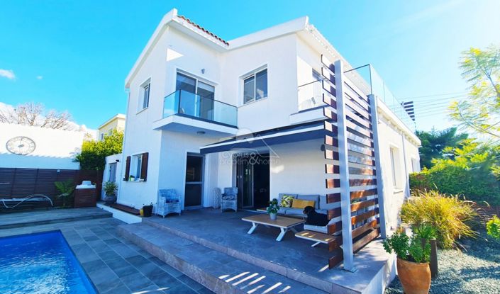 Image No.2-3 Bed Villa for sale