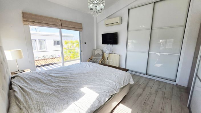 Image No.25-3 Bed Villa for sale