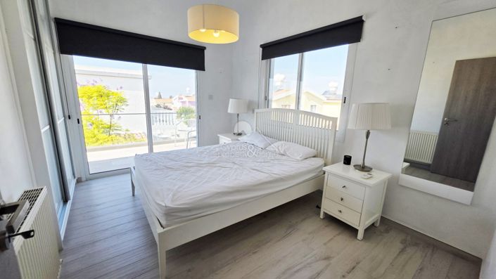 Image No.29-3 Bed Villa for sale