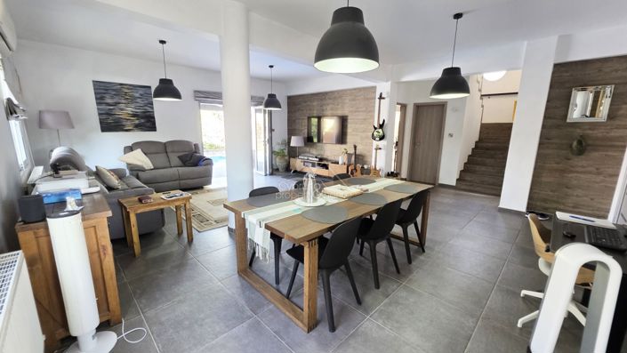 Image No.5-3 Bed Villa for sale