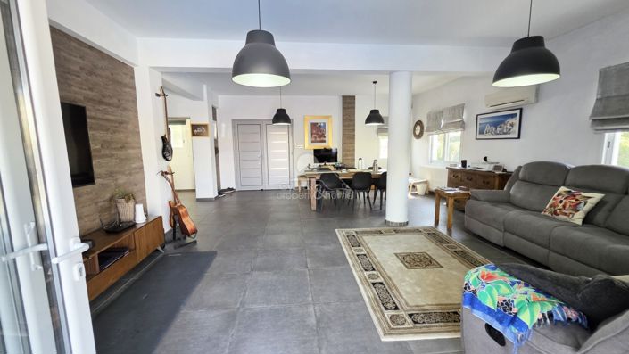 Image No.8-3 Bed Villa for sale