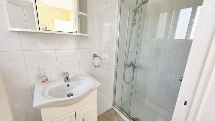 Image No.21-3 Bed Villa for sale