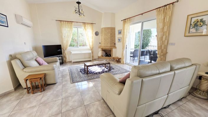 Image No.8-3 Bed Villa for sale