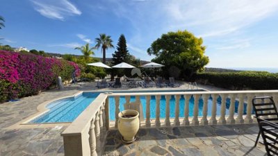 Detached Villa For Sale  in  Peyia