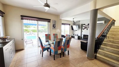 Detached Villa For Sale  in  Peyia