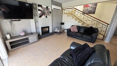 Detached Villa For Sale  in  Peyia