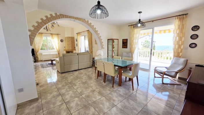 Image No.10-3 Bed Villa for sale