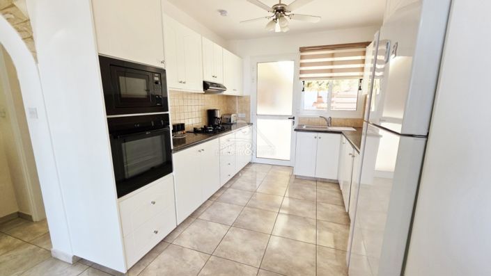 Image No.15-3 Bed Villa for sale