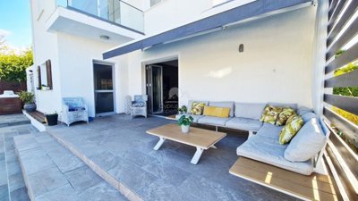 Detached Villa For Sale  in  Kissonerga