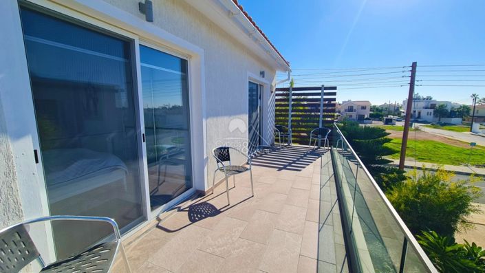 Image No.30-3 Bed Villa for sale