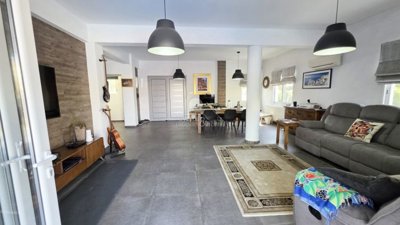 Detached Villa For Sale  in  Kissonerga