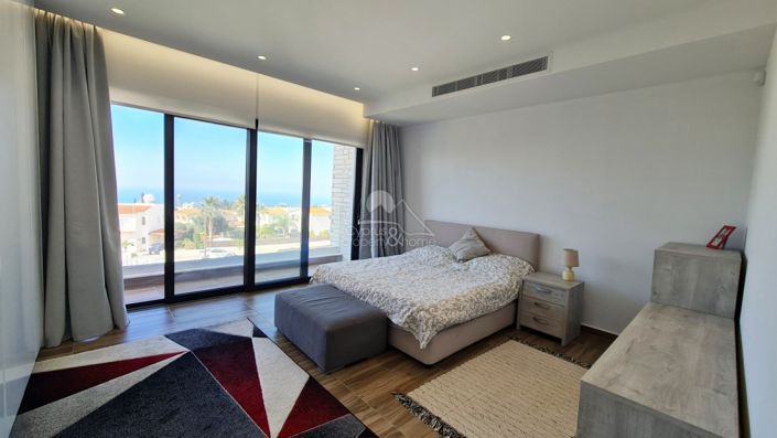 Image No.13-6 Bed Villa for sale