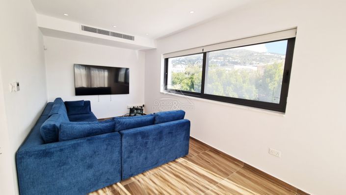 Image No.17-6 Bed Villa for sale