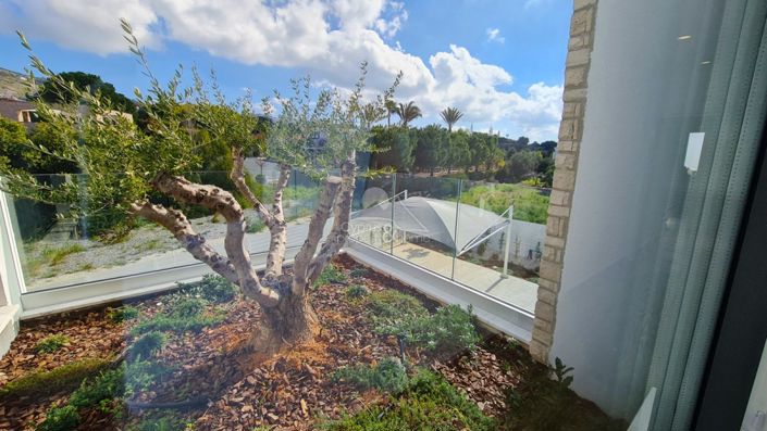 Image No.18-6 Bed Villa for sale