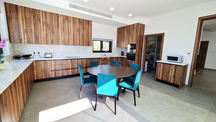 Image No.5-6 Bed Villa for sale