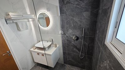 Apartment For Sale  in  Peyia