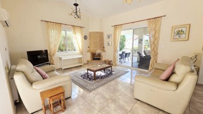 Detached Villa For Sale  in  Tala