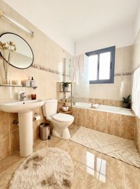 Apartment For Sale  in  Geroskipou