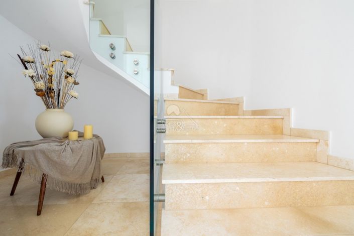 Image No.12-3 Bed Villa for sale