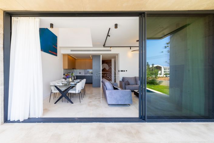 Image No.6-3 Bed Villa for sale