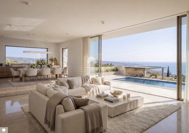 Detached Villa For Sale  in  Peyia