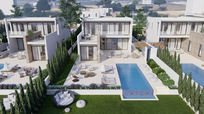Image No.17-6 Bed Villa for sale