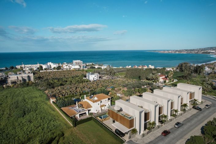 Image No.2-3 Bed Villa for sale